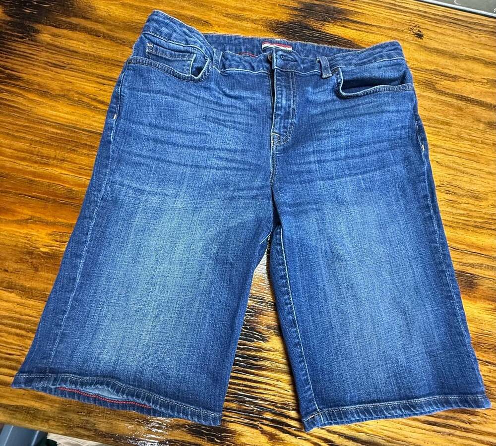 Tommy Hilfiger Denim Bermuda Shorts Size 12 Blue Stretch